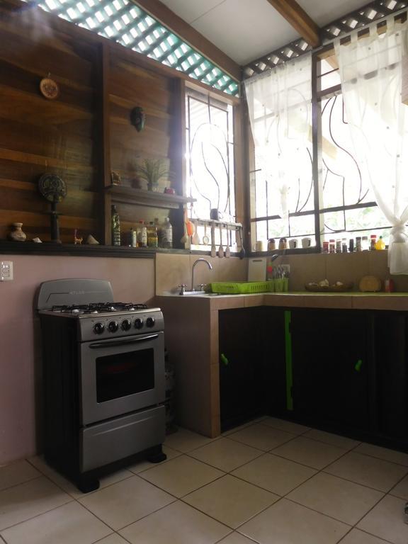 Casa Lina Sloth View Exotic Apartment With Privat Kitchen Puerto Viejo de Talamanca Экстерьер фото